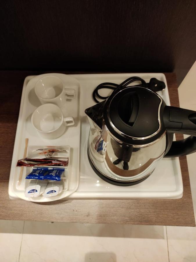 Maple Delite Hotel Lucknow Ngoại thất bức ảnh