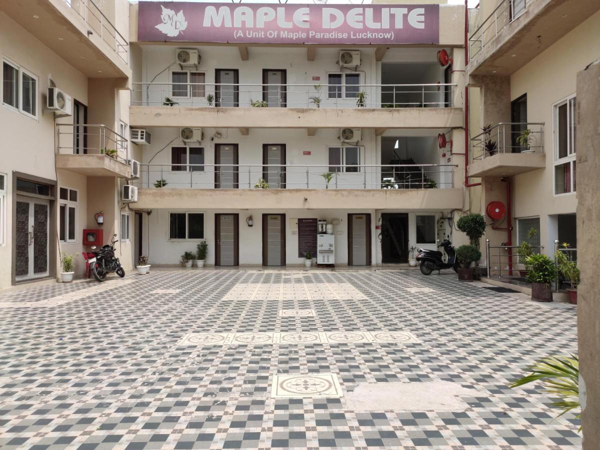 Maple Delite Hotel Lucknow Ngoại thất bức ảnh