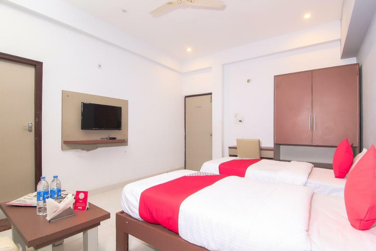 Maple Delite Hotel Lucknow Ngoại thất bức ảnh